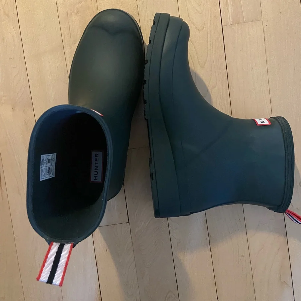 Hunter Women’s Play Short Waterproof Rain Boots - Picture 4 of 6